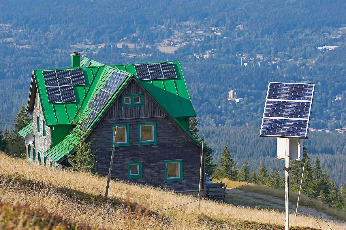 NRW > Rechtsanspruch für Solaranlagen auch auf geschützten Gebäuden